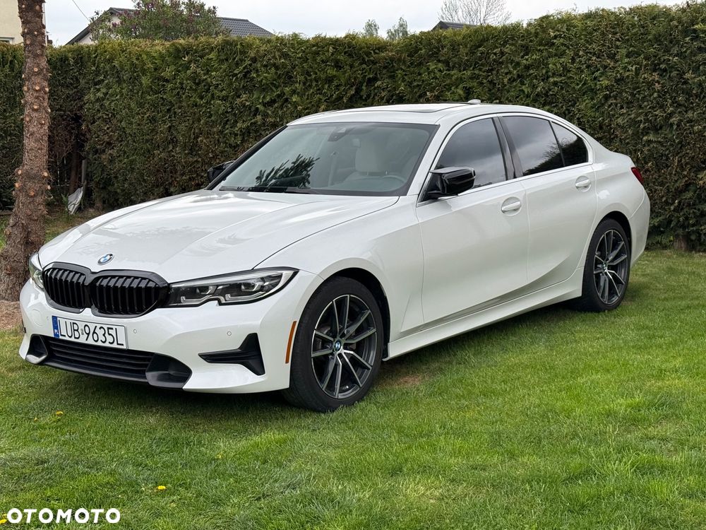 BMW Seria 3 330i M Sport - 14
