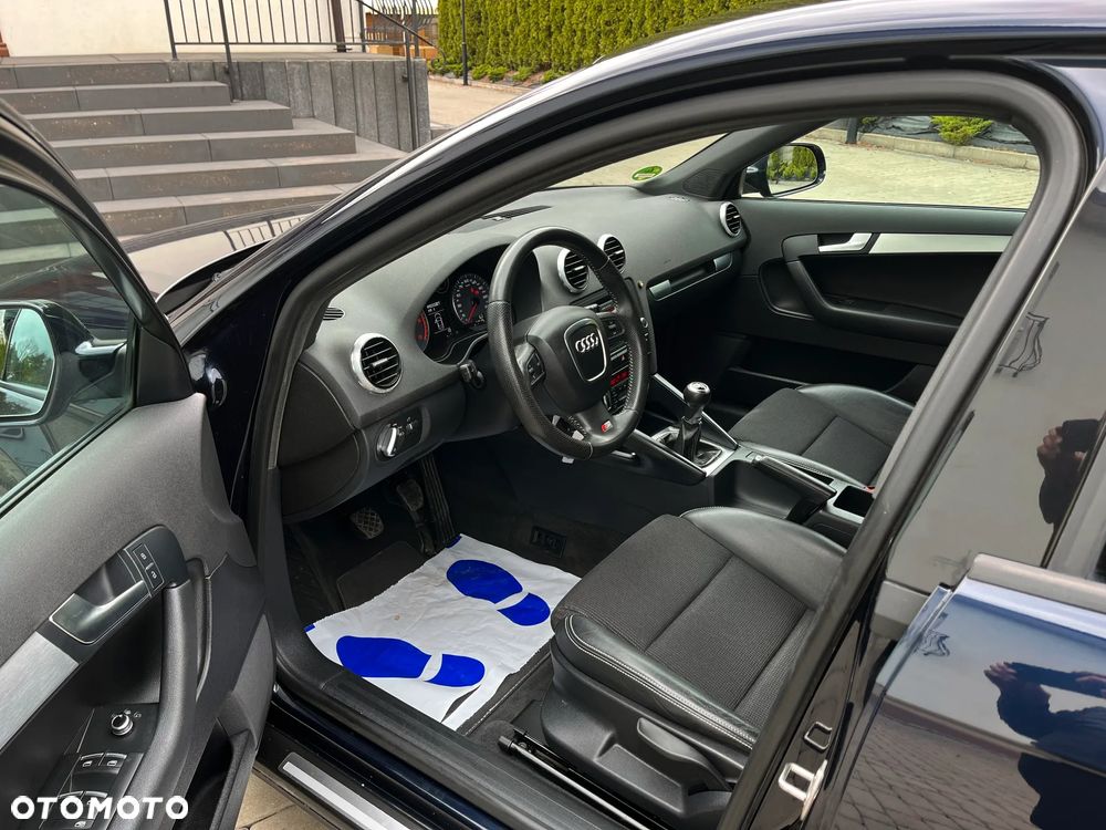 Audi A3 Sportback 2.0 TDI DPF Ambiente - 7