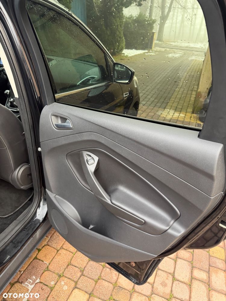 Ford Kuga 2.0 TDCi 4x4 Titanium - 12