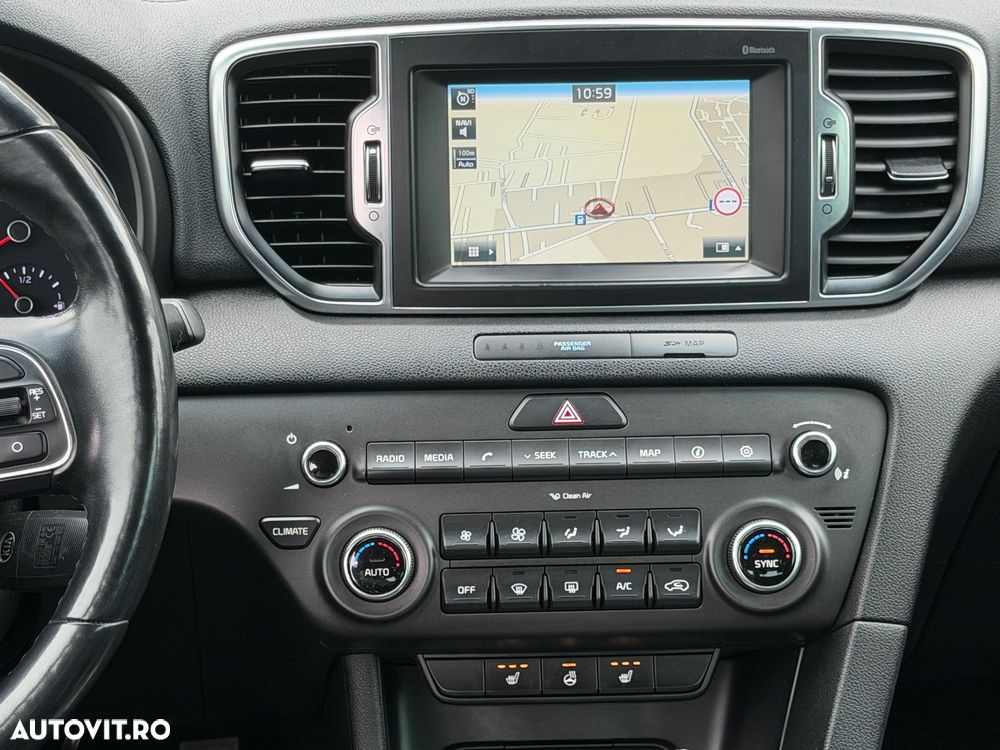Kia Sportage - 10