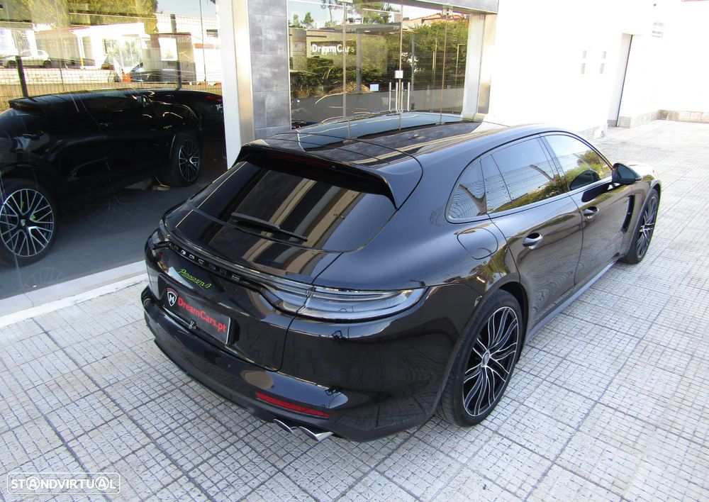 Porsche Panamera 4 E-Hybrid — fotografia 8