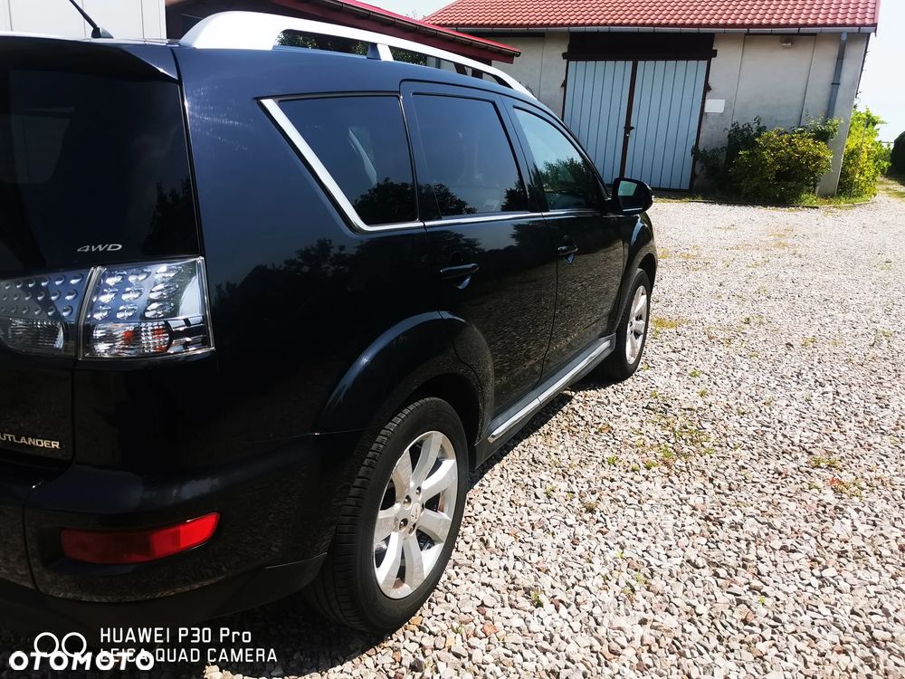Mitsubishi Outlander 2.0 DID Intense + - 7