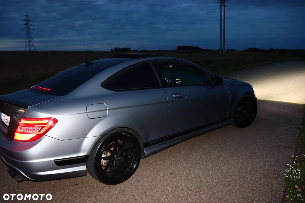 Mercedes-Benz C-Class 2013 photo 3