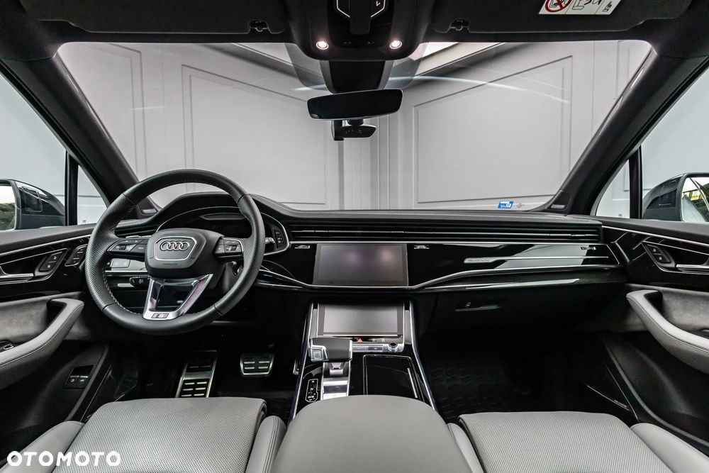 Audi Q7 60 TFSI e PHEV Quattro S Line Tiptr - 33