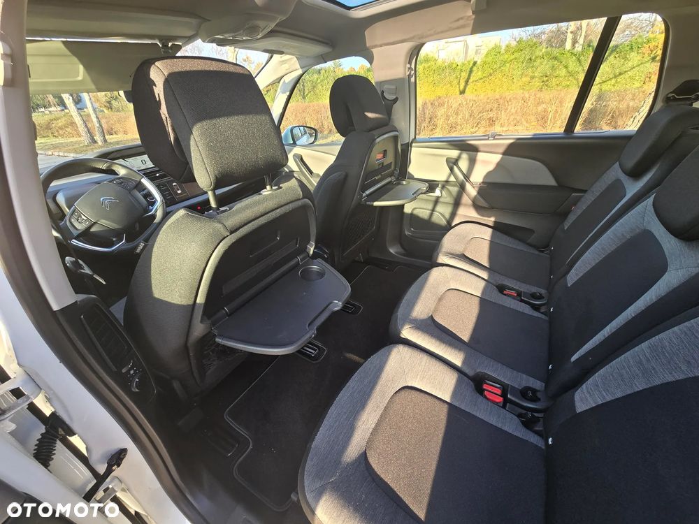 Citroën C4 Grand Picasso e-HDi 115 Intensive - 29