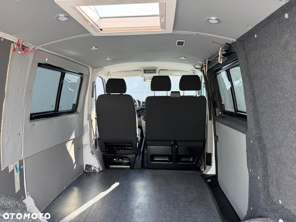 Volkswagen Transporter T6 - 23