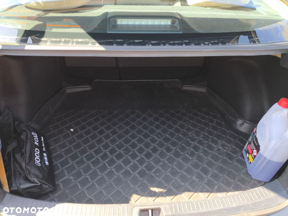 Toyota Corolla 1.5 Comfort - 10