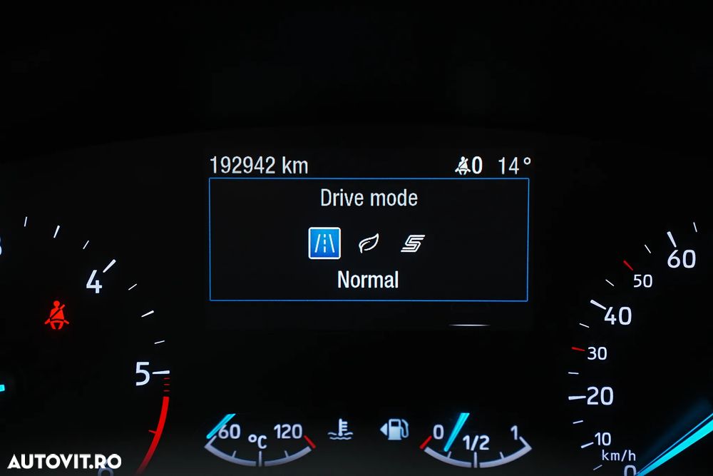 Ford Focus 1.5 TDCi DPF Start-Stopp-System Titanium - 33