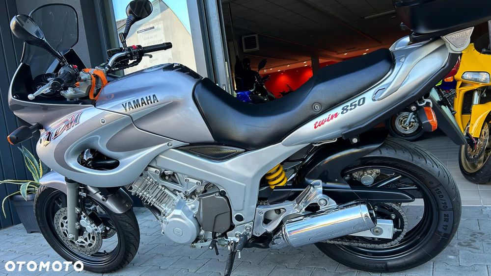 Yamaha TDM - 25