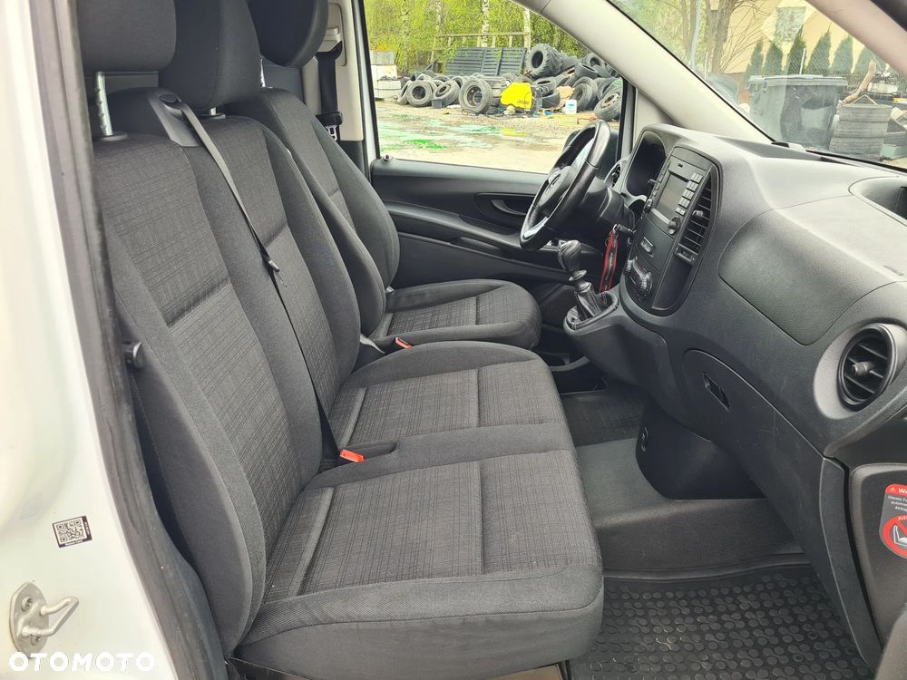 Mercedes-Benz Vito - 25