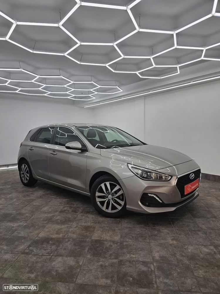 Hyundai i30 1.0 T-GDI Style — fotografia 25