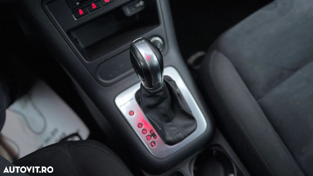 Volkswagen Tiguan 2.0 TDI SCR 4MOTION BlueMotion Technology DSG Sport & Style - 23