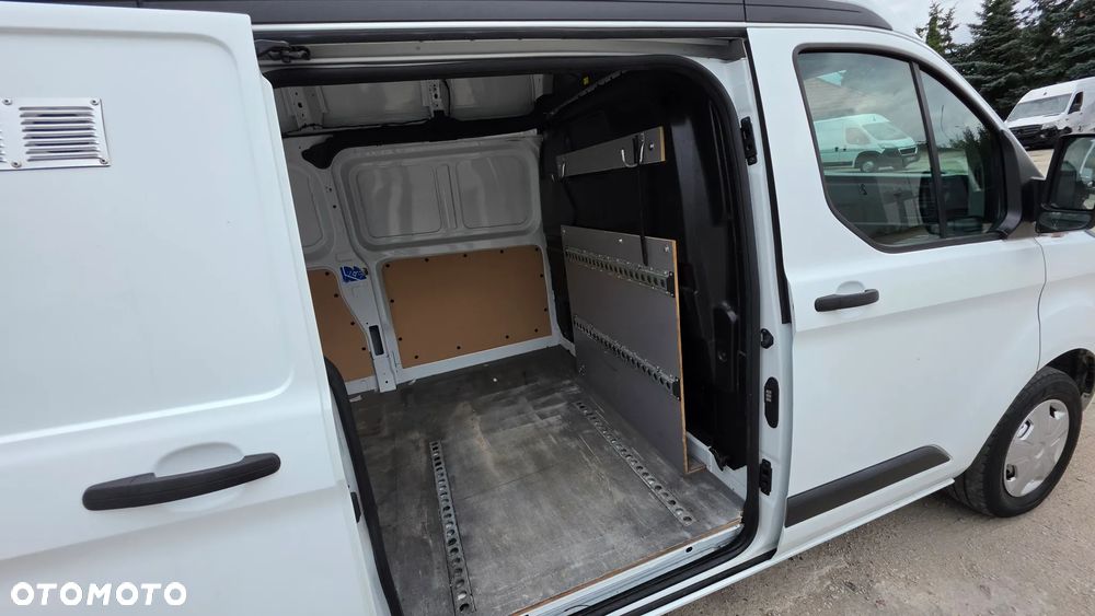Ford Transit Custom - 29