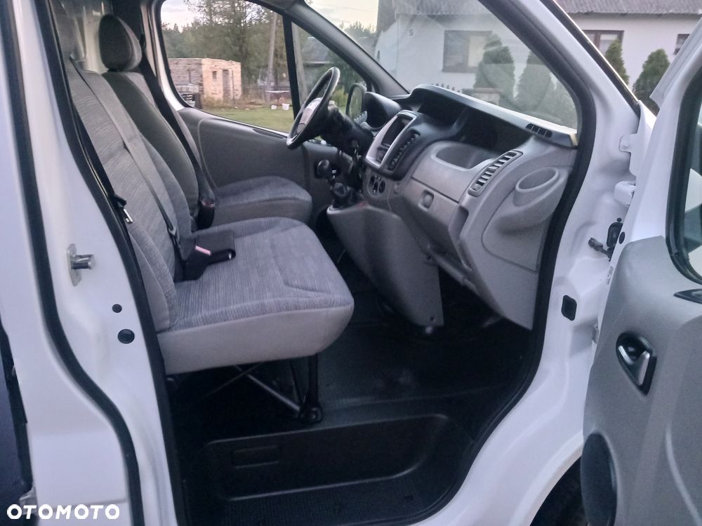 Renault Trafic - 14