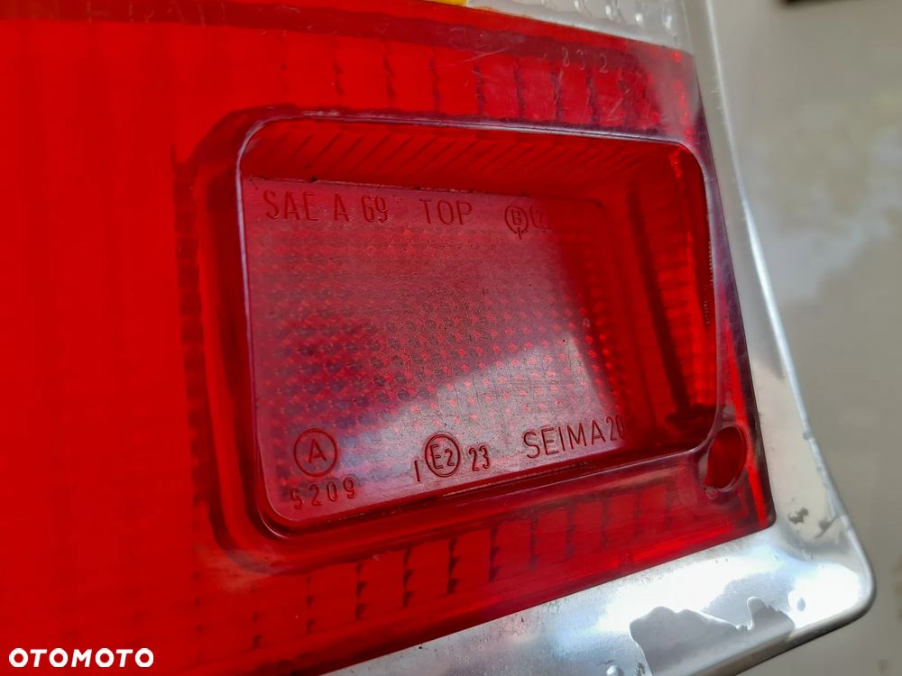 Klosz lampy lewy tył Peugeot 504 SEIMA 627B - 4