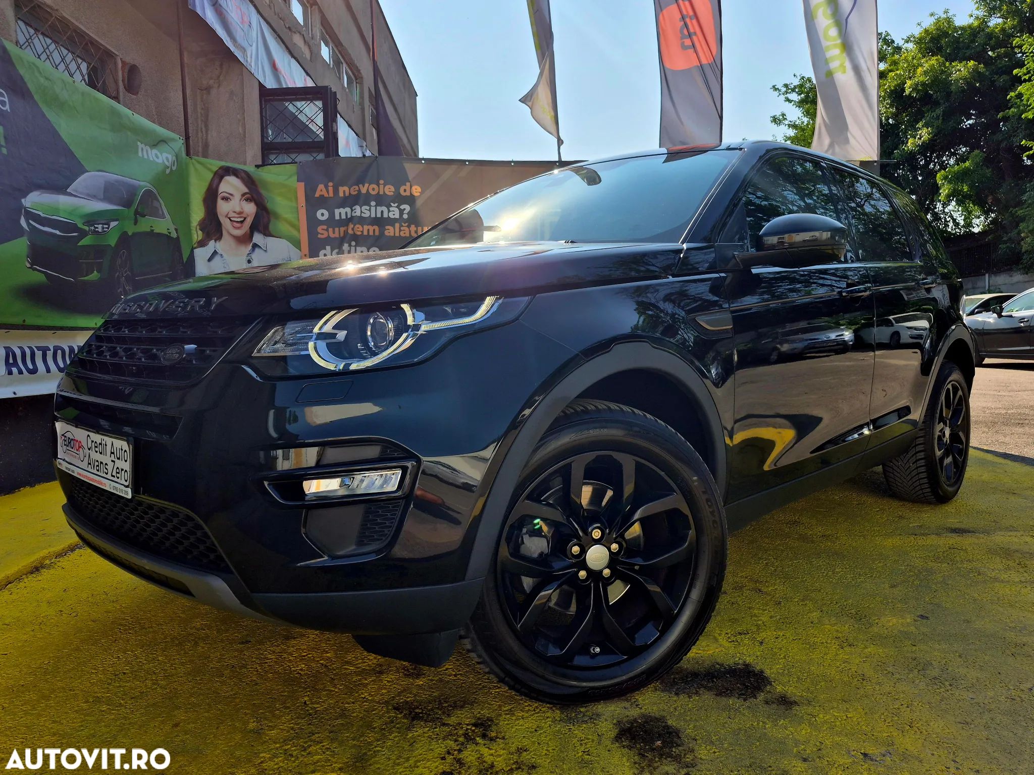 Land Rover Discovery Sport 2.0 D150 R-Dynamic MHEV - 1