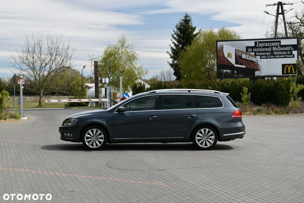 Volkswagen Passat - 4