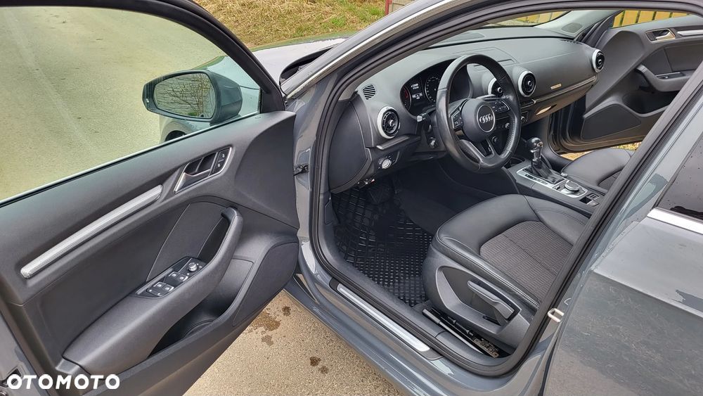 Audi A3 Sportback - 12