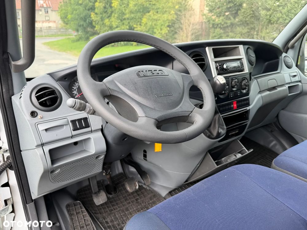Iveco 60C18 * 3.0 / 180KM * Rama do zabudowy * Rozstaw osi: 3.45m * - 27