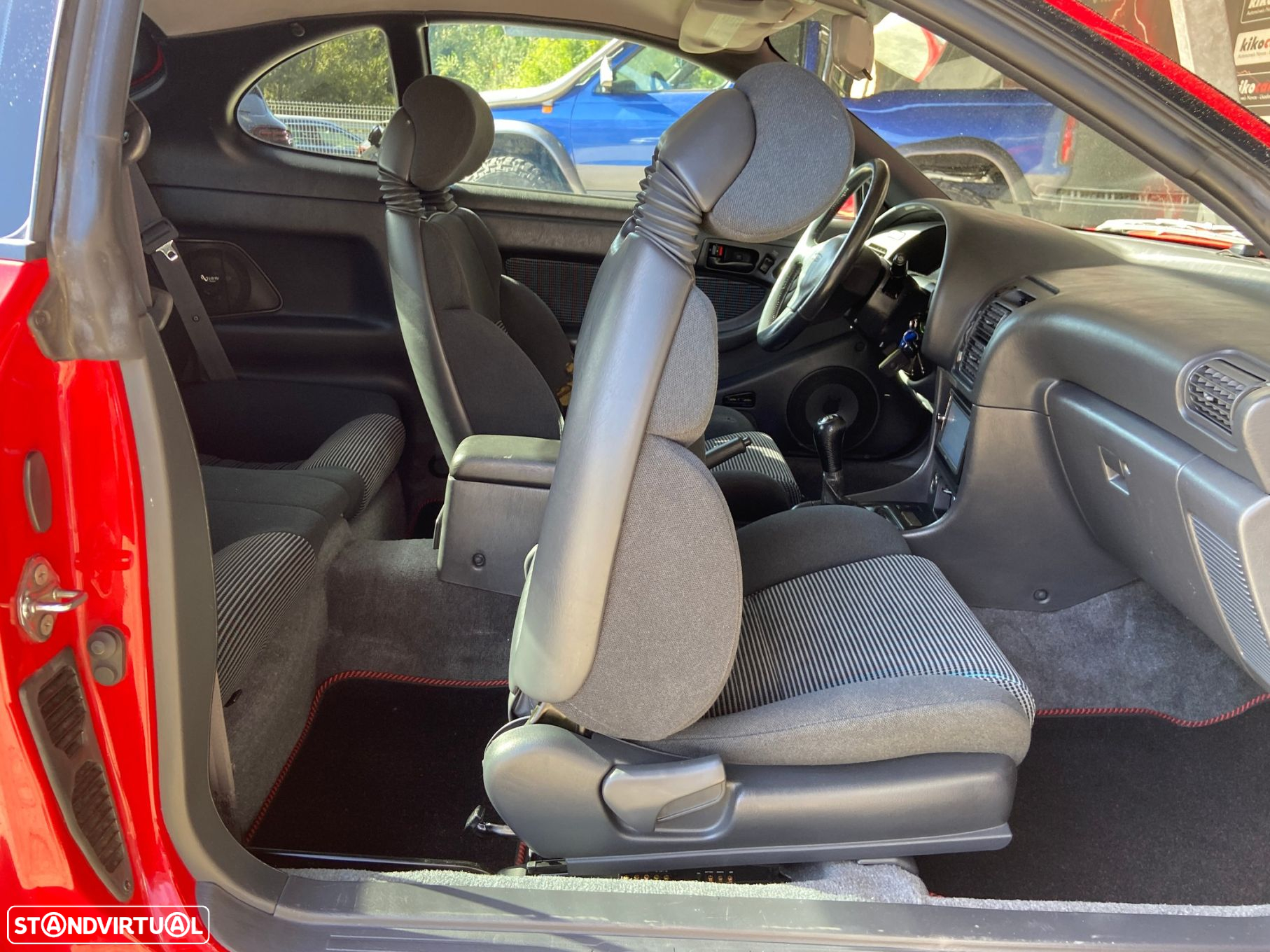 Toyota Celica 2.0 Turbo 4x4 - 24