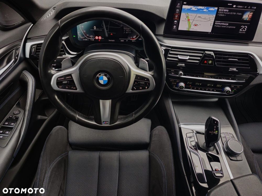BMW Seria 5 530i xDrive M Sport sport - 12