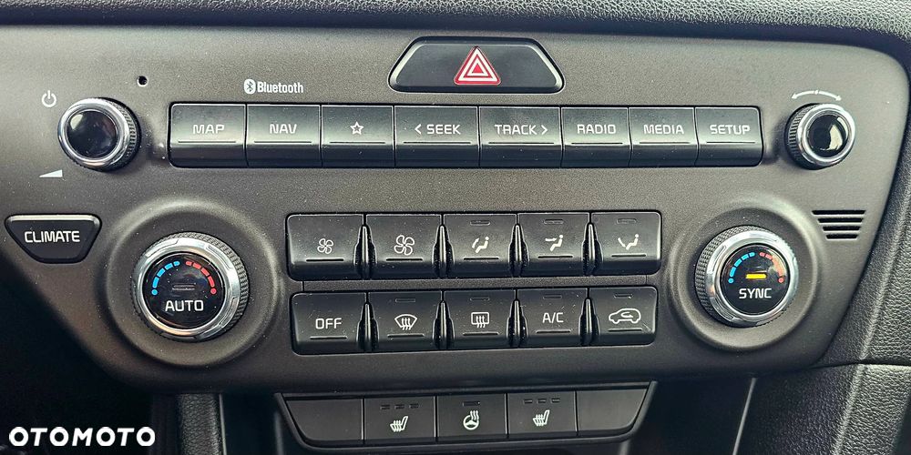 Kia Sportage 1.6 CRDI 2WD Eco-Dynamics+ (48V M-H) Vision - 27