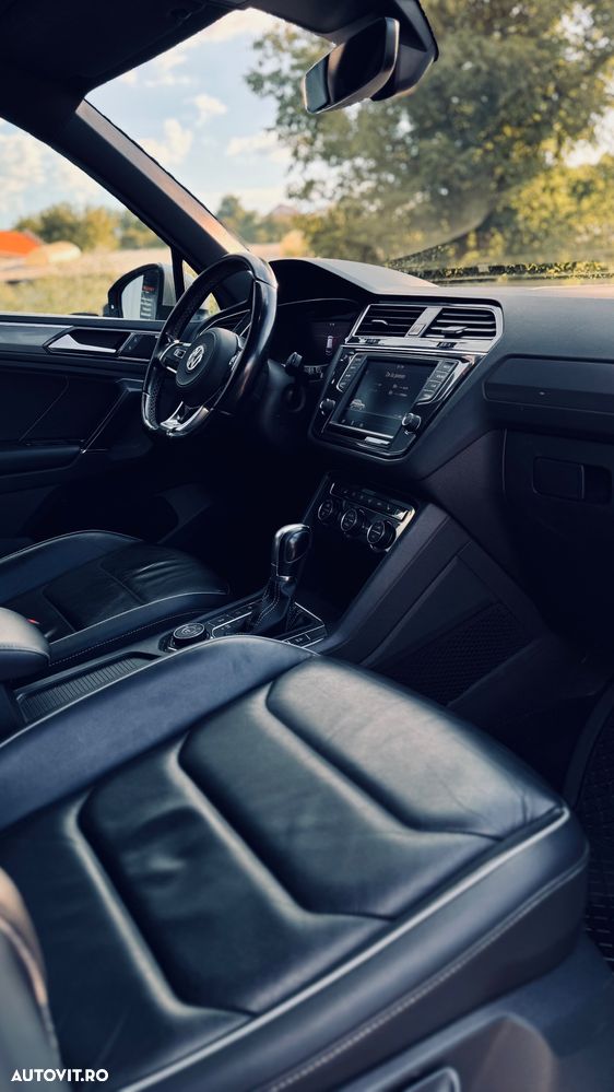 Volkswagen Tiguan - 10