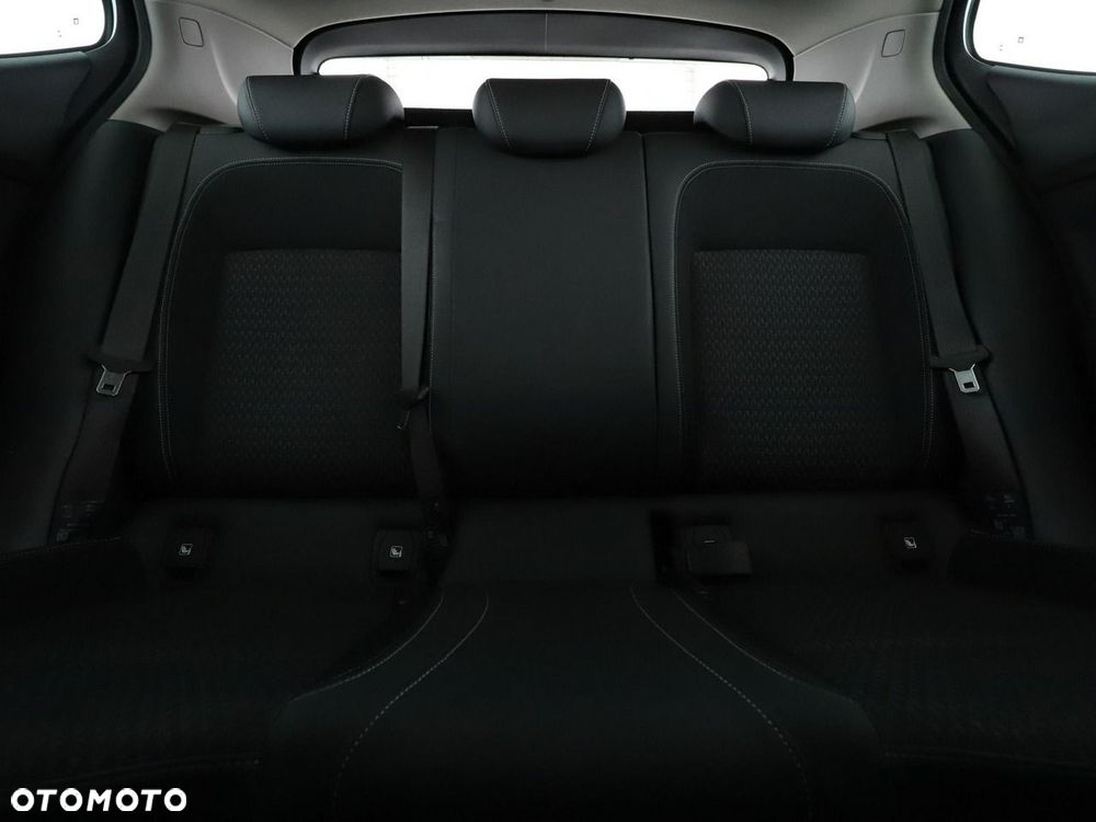 Opel Astra 1.4 Turbo Innovation - 19