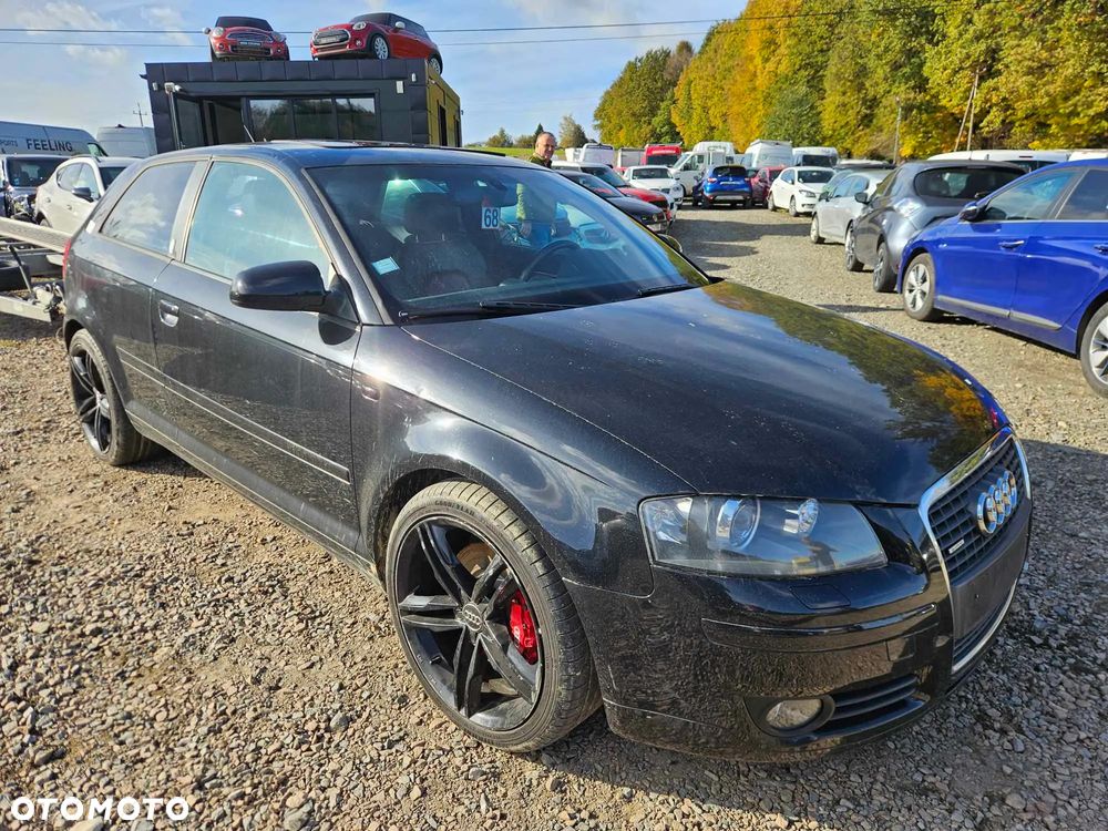 Audi A3 2.0 TDI DPF quattro S line Sportpaket - 2