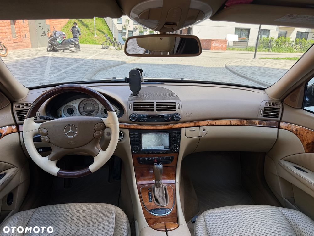 Mercedes-Benz Klasa E 320 CDI 4-Matic Avantgarde - 11