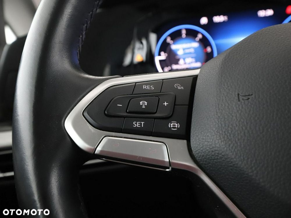 Volkswagen Golf Variant 2.0 TDI SCR DSG Life - 27