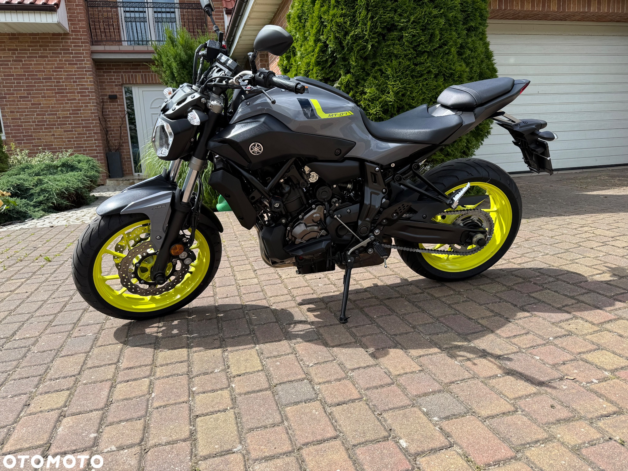Yamaha MT - 3