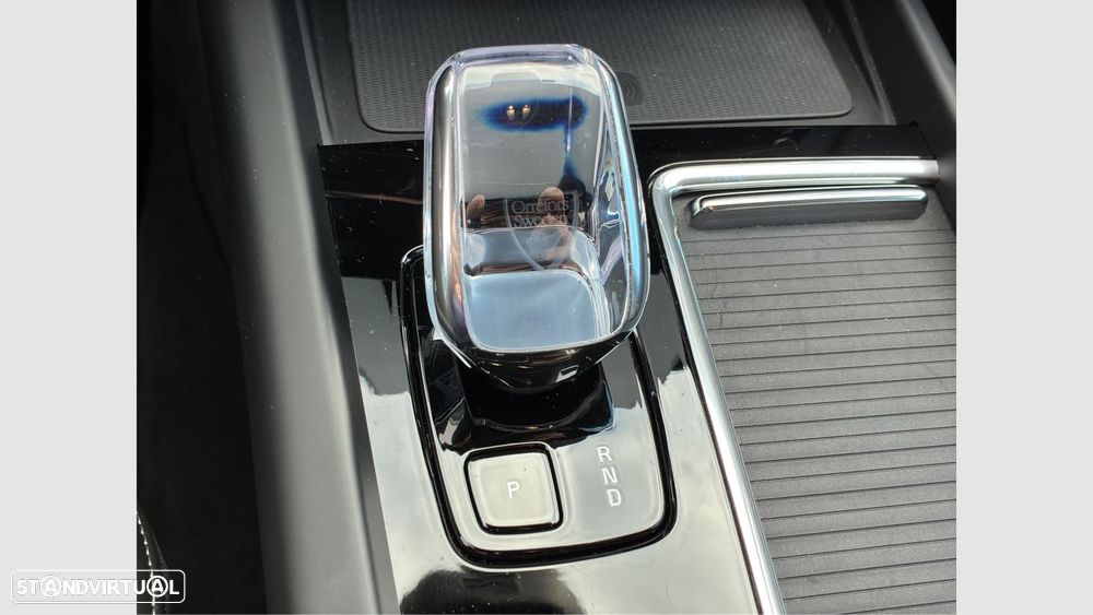 Volvo XC 60 2.0 T6 PHEV Black Edition AWD - 17