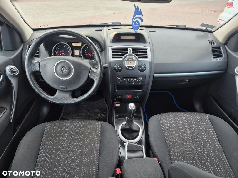 Renault Megane 1.6 16V Luxe Privilege - 20