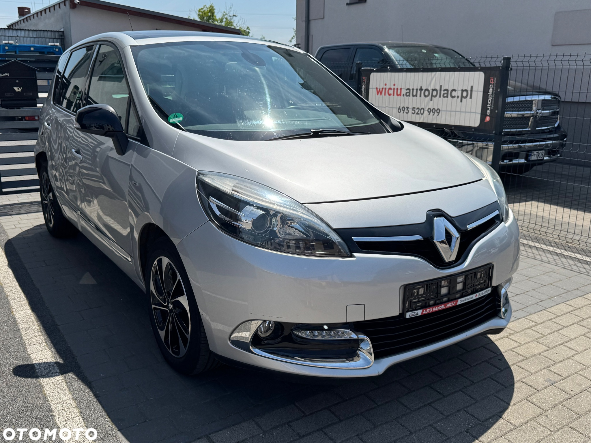 Renault Scenic 2.0 16V 140 CVT Bose Edition - 2