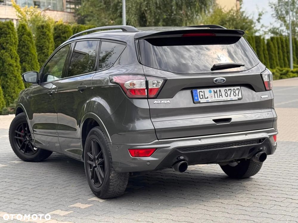 Ford Kuga 1.5 EcoBoost 2x4 ST-Line - 22