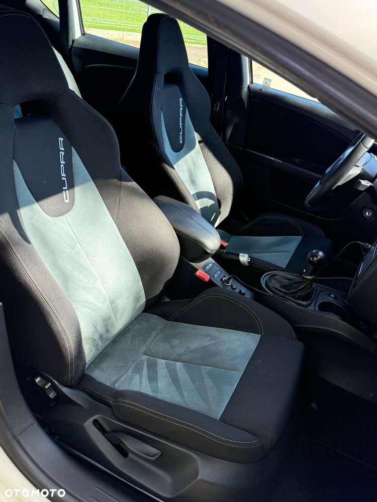Seat Leon 2.0 TSI Cupra R - 18
