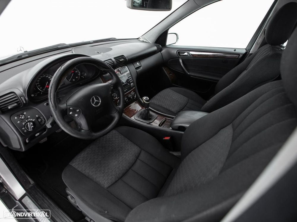 Mercedes-Benz C 220 - 6