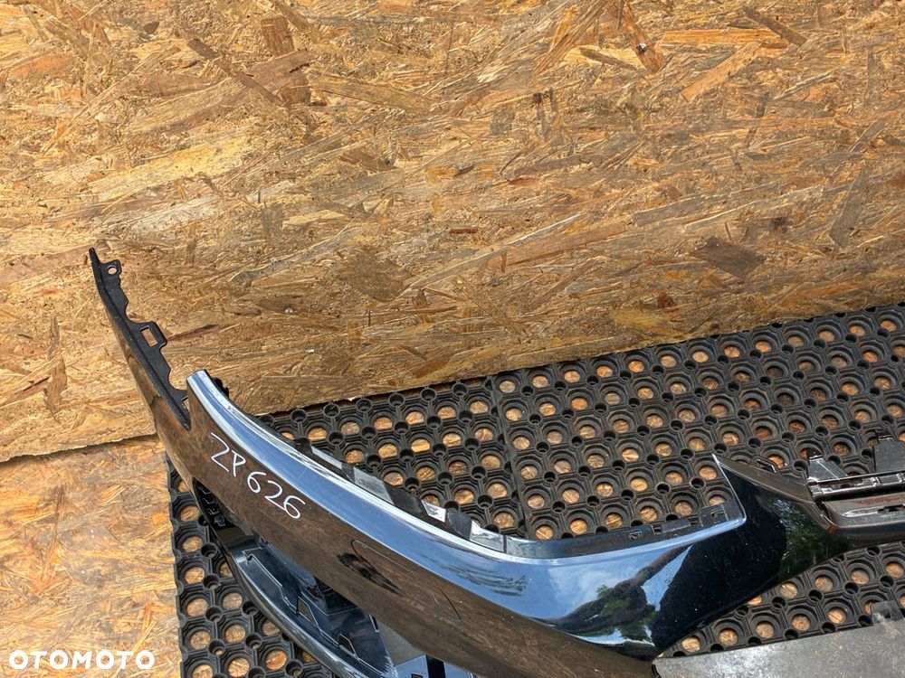 AUDI A4 B9 LIFT B9PA S-line / S4 ZDERZAK PRZÓD  PRZEDNI SRA SPRYSK 8W0 807 434 - 6