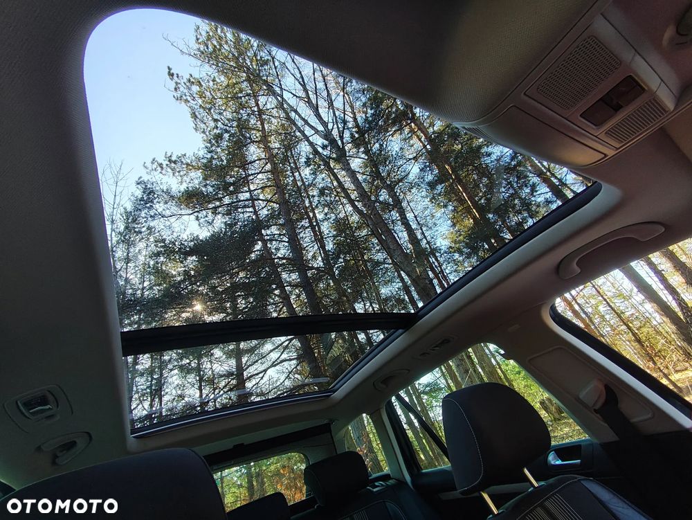 Volkswagen Golf 2.0 TDI DPF MATCH - 38