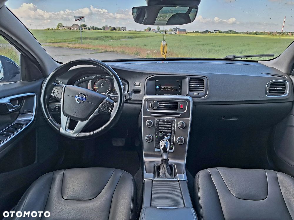 Volvo V60 - 17