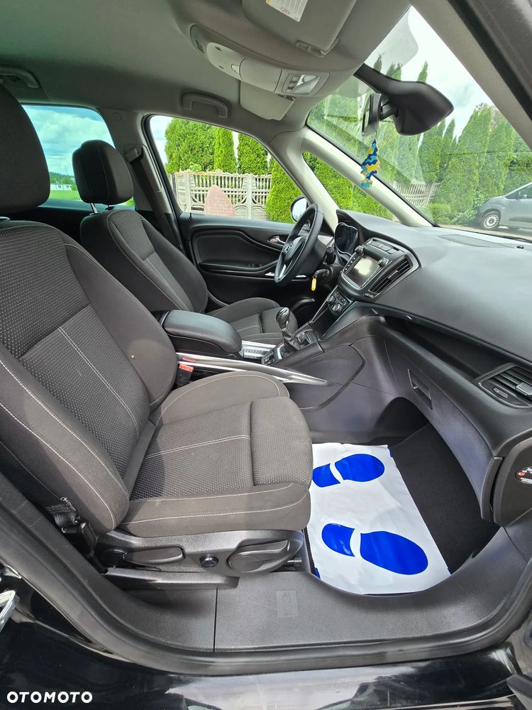 Opel Zafira 2.0 D (CDTI ecoFLEX) Start/Stop Innovation - 24