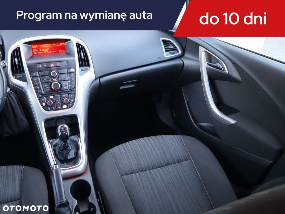 Opel Astra - 10