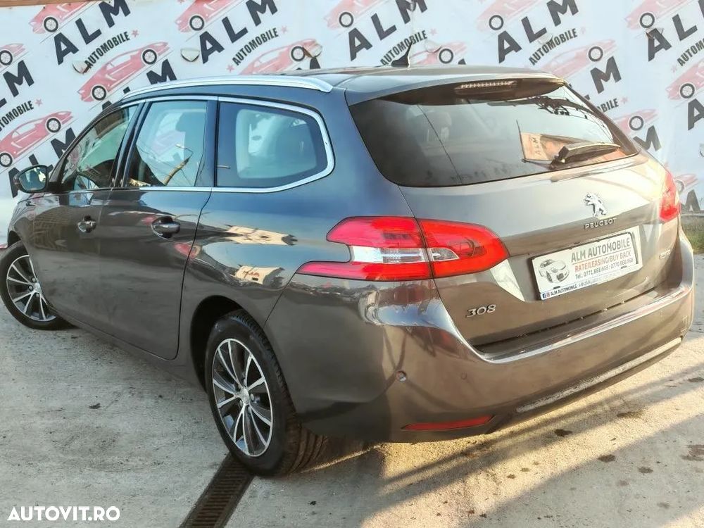Peugeot 308 1.2 L PureTech Turbo S&S Allure Pack - 9