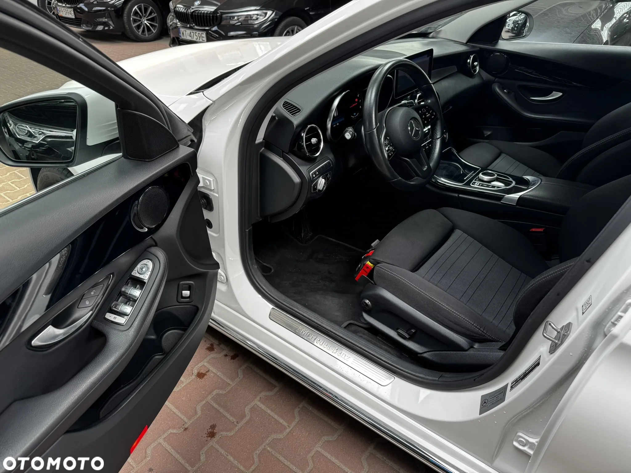 Mercedes-Benz Klasa C 200 4MATIC 9G-TRONIC - 11