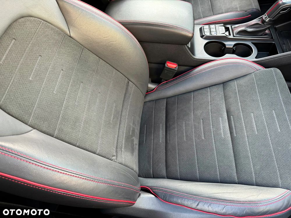 Hyundai Tucson 1.6 GDi 4WD DCT N Line - 27