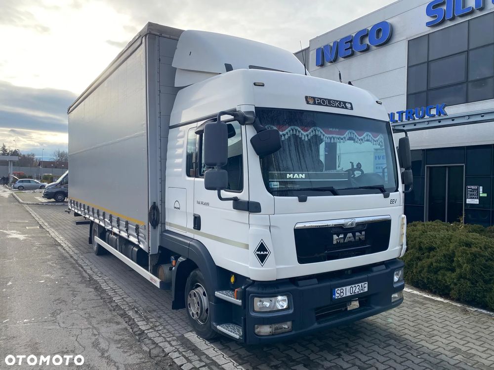 MAN TGL 12.220 - 2