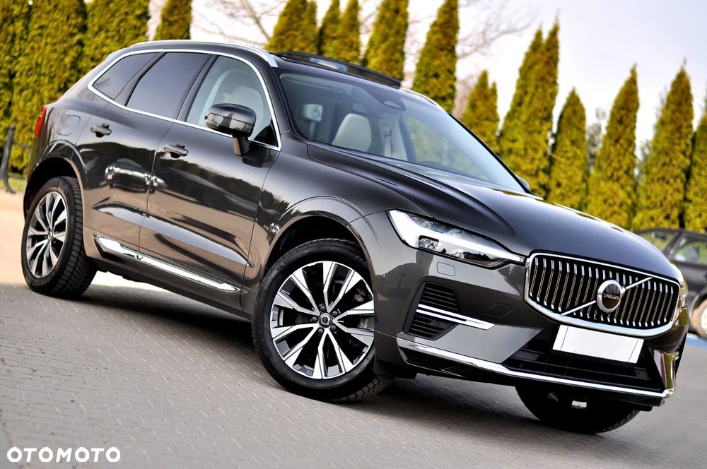 Volvo XC 60 T6 AWD Recharge Geartronic Inscription - 4