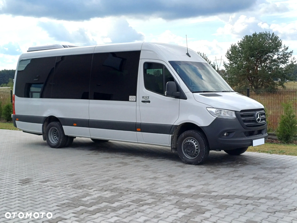 Mercedes-Benz Sprinter 519