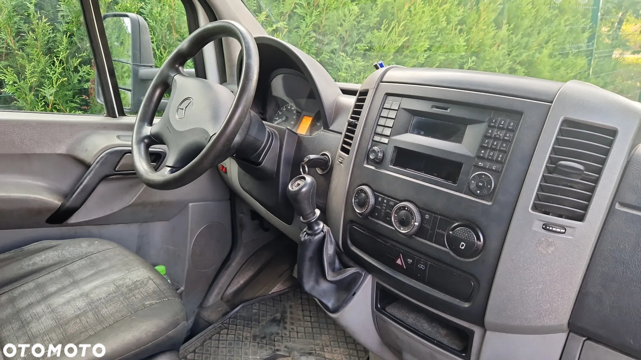 Mercedes-Benz SPRINTER - 10